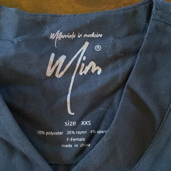 MIM Scrub Set. Dark navy. Top: xxs Bottom: xs. Never worn. No tags. - Picture 3 of 6